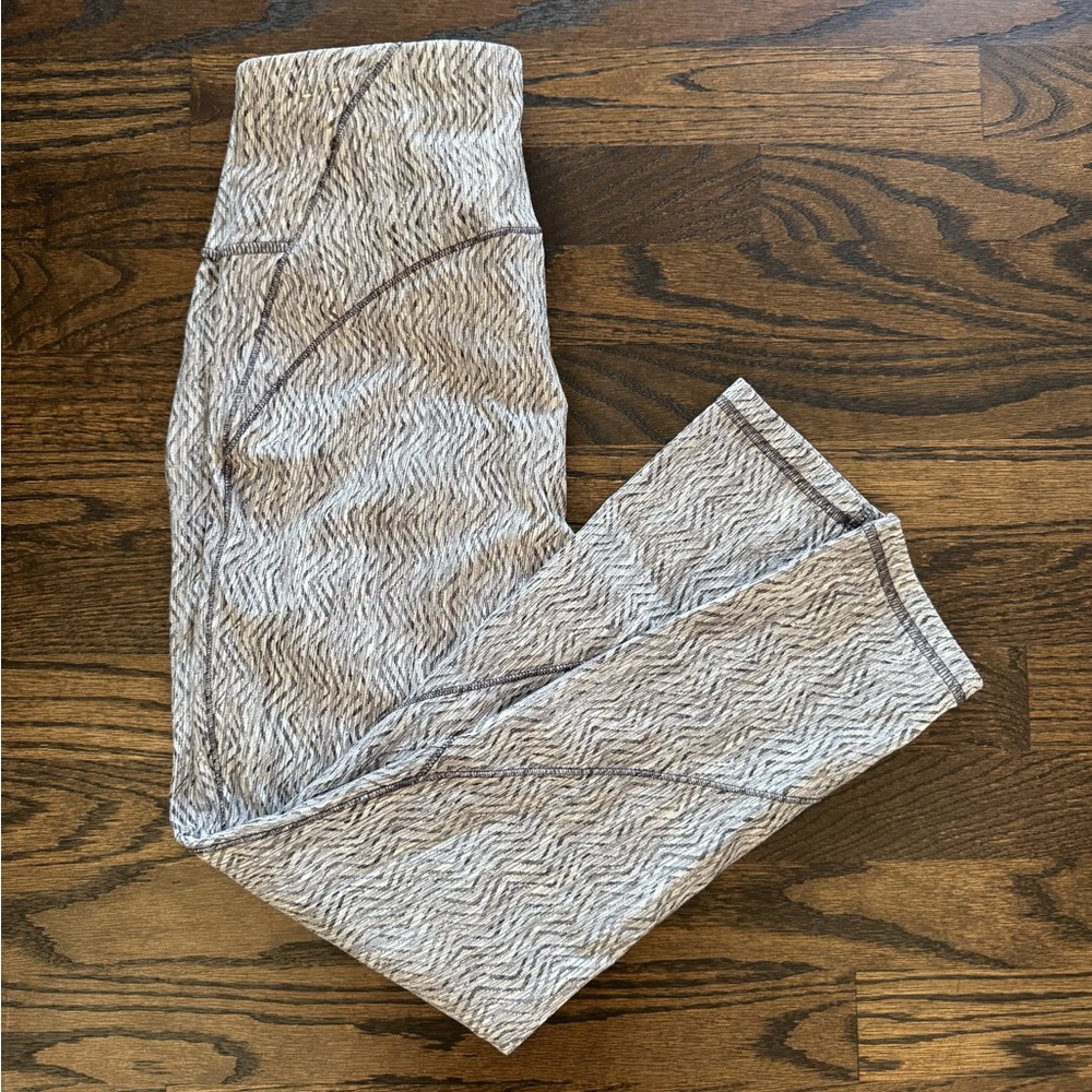CALIA By Carrie Underwood Essential Collection High Rise 7/8 Legging Medium